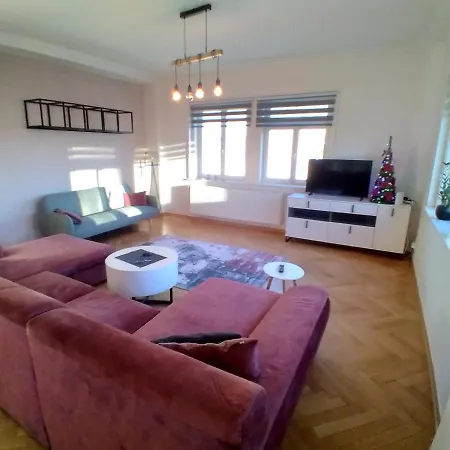 Pribinova 2 Main Street Appartement